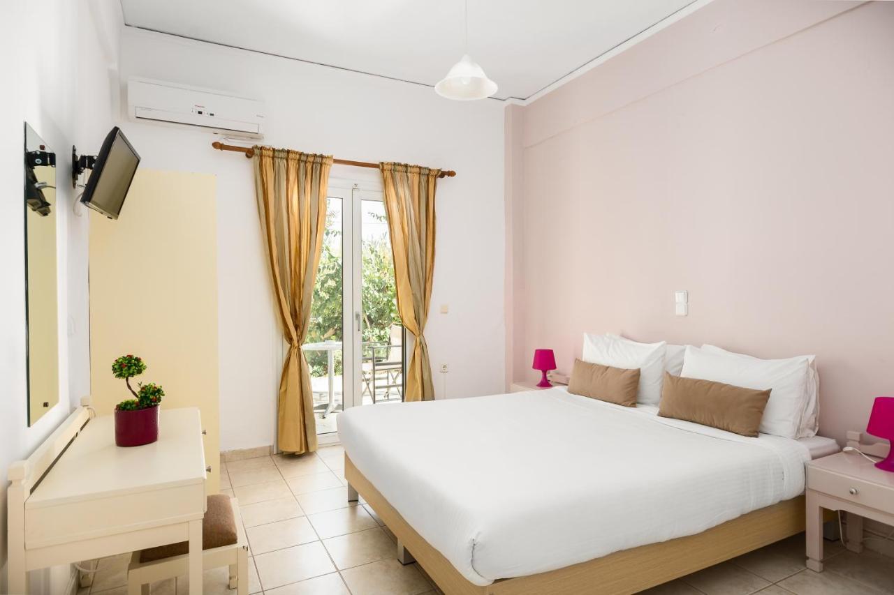 Filorian Hotel Apartments Ахарави Экстерьер фото